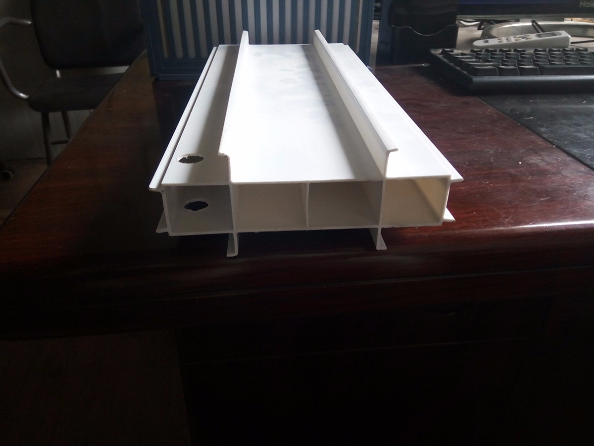 东莞立面拉缝板 (1)150MM宽拉缝板